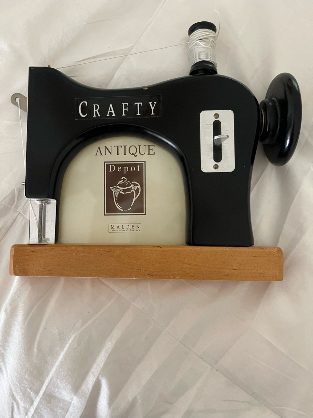 CRAFTY Black Decorative Sewing Machine Picture Frame